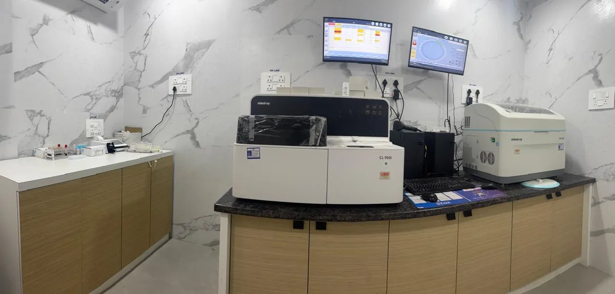 Fully automated immunoassay and biochemistry analysers in the Agastya Hospitals laboratory